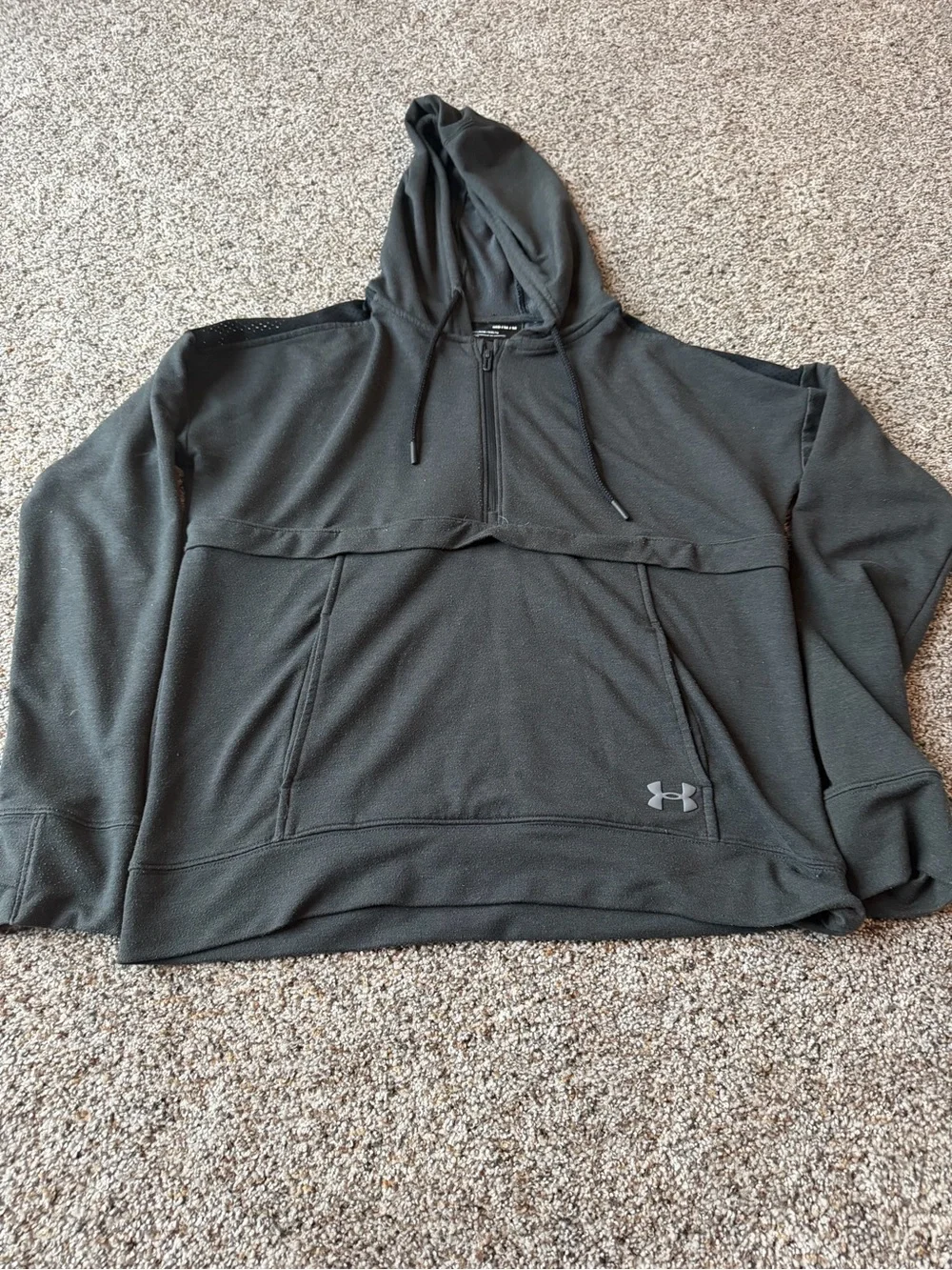 Under Armour Men's Medium Black 1/4 Zip Hooded Pullover Loose Fit Athletic
